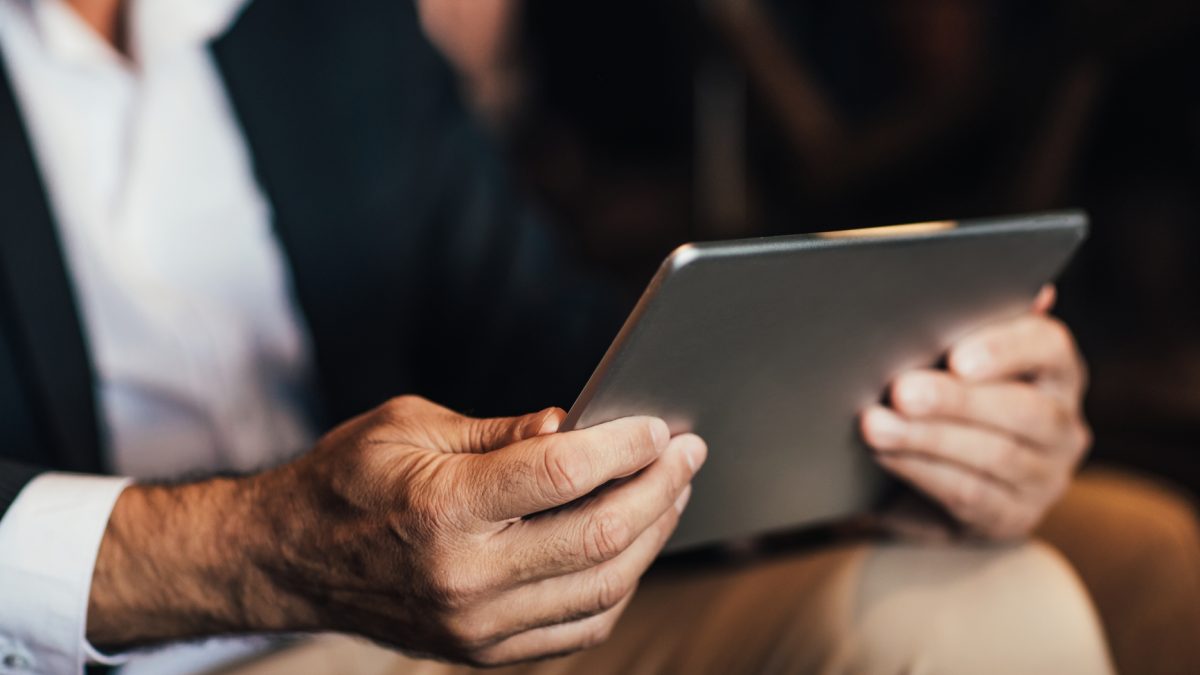 Thomas-Family-Law-Attorney-on-Tablet